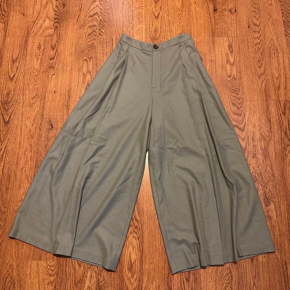 Vince blue soft fabric high rise pleated wide leg crop pants size 4 culotte - Picture 2 of 7